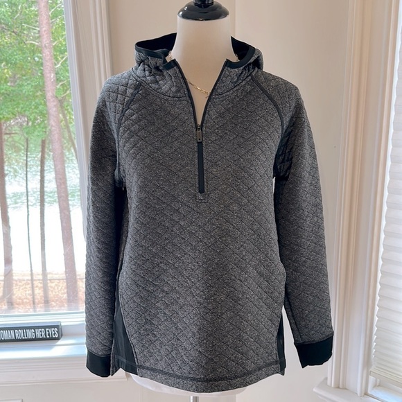 SMARTWOOL Quilted 1/4 Zip Hoody, Size Small, Like new - Picture 1 of 9